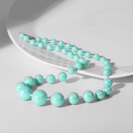 Beads "Classic" brilliance beads, the color of the rainbow green, 45 cm