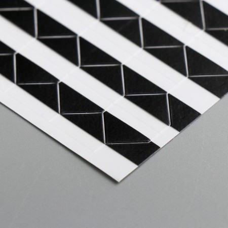 A set of corners with a pocket for photos 102 corners "Black" 10.3x15.1 cm-2