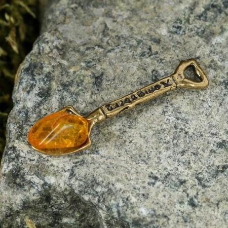 Koshellevka souvenir "Lapatus Euro", Brass, Amber