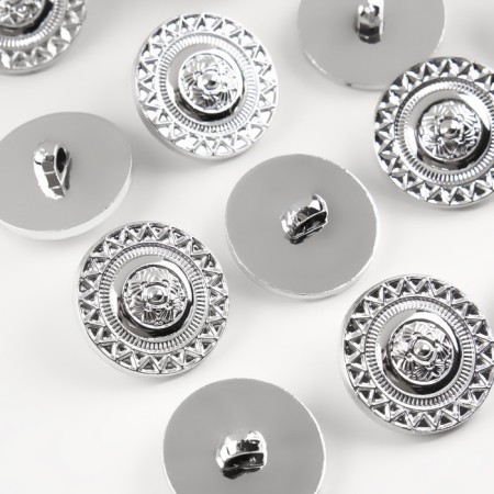 A button on the leg, d = 21 mm, the color is silver-1