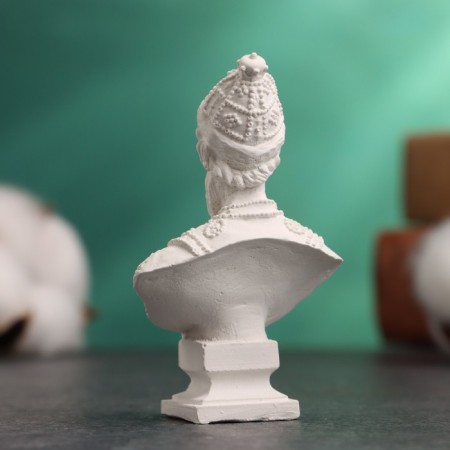 Bust "Tsar Mikhail Fedorovich" Bely-2