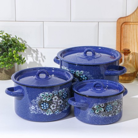 Set of pots "Blue", 3 subjects: 1.5 l, 2.9 l, 4.5 l, enameled covers, induction