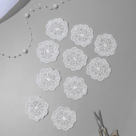 Knitted elements "Flowers", 4.5 × 4.5 cm, 10 pcs, white/chameleon-1