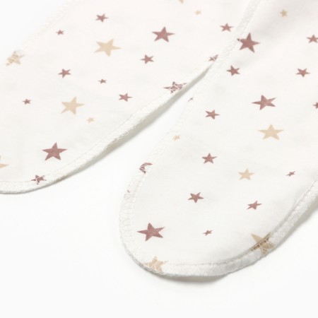 A set for newborns (swing/slider/cap), white/stars, height 62-4