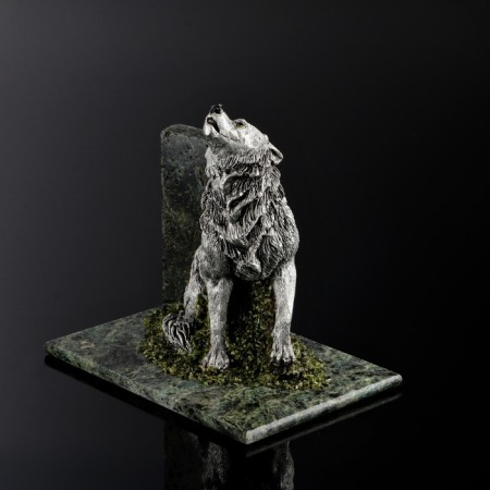 Souvenir "Gray Wolf", 8x12x10 cm, coil, gypsum-1