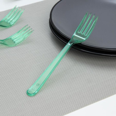 A set of plastic disposable forks is 18 cm, 10 pcs.