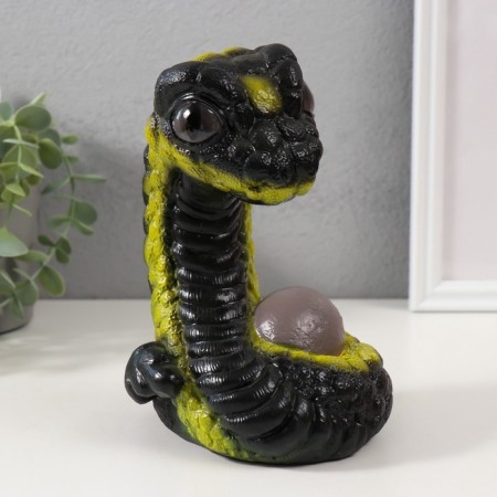 New Year's figure "Minigummi" 12x12x17 cm-4