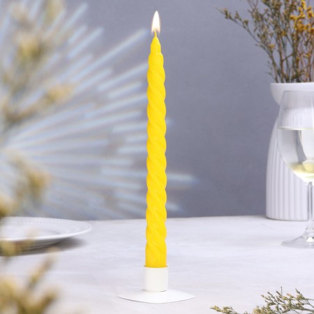Candle twisted, 2.2x 25 cm, varnished yellow