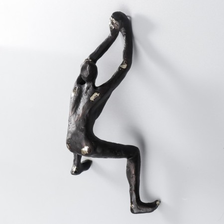 Polystone souvenir "Scaling" black with a golden patina 23.5x11x12.5 cm-2