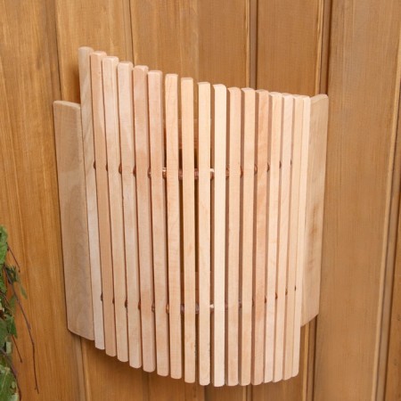 Figure lampshade from alder, corner