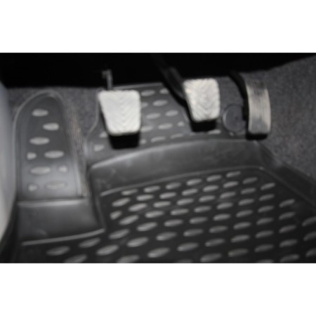 Rugs in the Mitsubishi L-200 200 2D 2010-2015 salon, 4 pcs. (polyurethane)-3