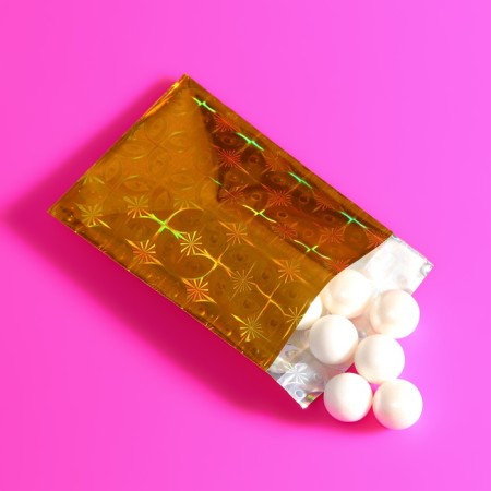 Gift holographic package with sticky tape, "charm", 7.5x12+2 cm-7