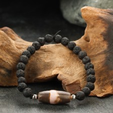 Bracelet from Lava with Busina Ji 