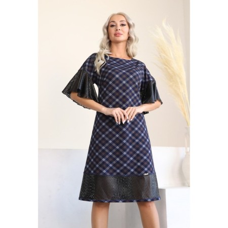 Women's dress, size 42-10