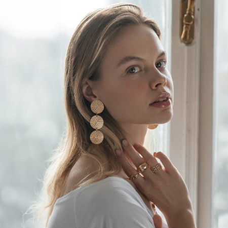 Clips "Lightness" three disks, color gold-2