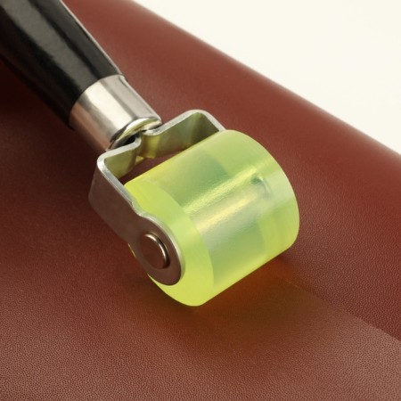 Roller for adhesive work with skin, 17 × 2.9 cm, wood/silicone-4