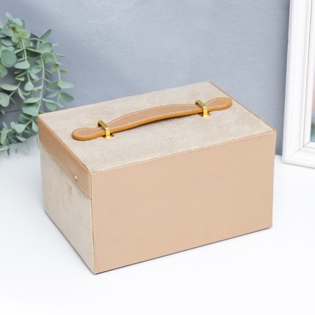 Casket to the leatherette to decorations the chest "Small squares. Gold" 13x16.5x23 cm-4