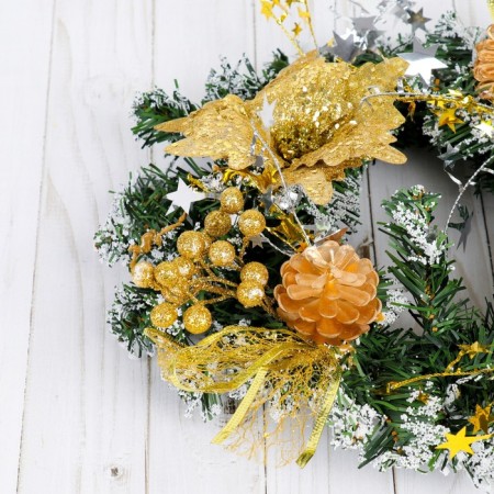 New Year's Wreath D-24 cm "Flowers and cones" gold-1