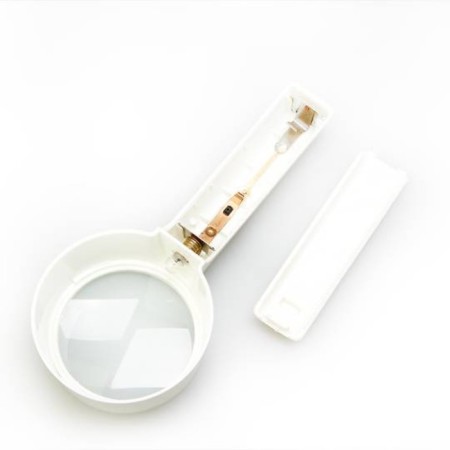 A magnifier with a handle and backlight VEBER 8078-1, 3X, diameter 90 mm-1