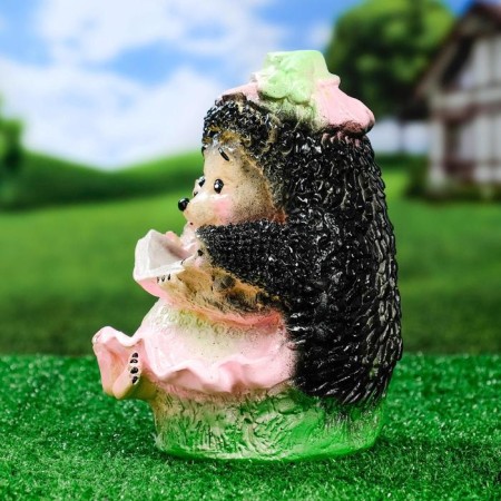 Garden figure "Hedgehog with a book" 25x17cm-1
