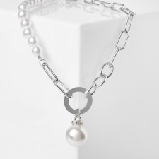 The necklace of the “chain” of the dable, the color is white in silver, 40 cm