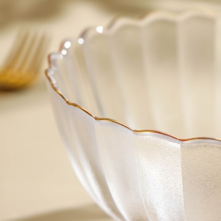 Glass Figure Salad “Chrysanthemum”, 700 ml, d = 15 cm, the color is transparent-1