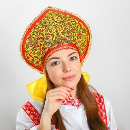 Kokoshnik "Cinema Golden"