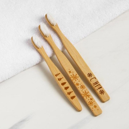 A set of three tips "Christmas trees", 19.2 x 12.8 cm-1