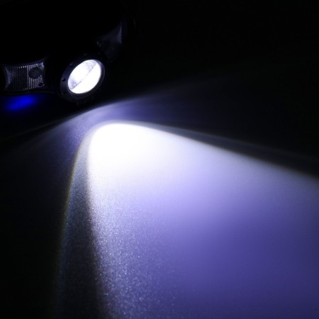 Battery voltage lamp 7 watts, 1200 mAh, 210 lm, 5 hours of work, zoom, charge indicator-5