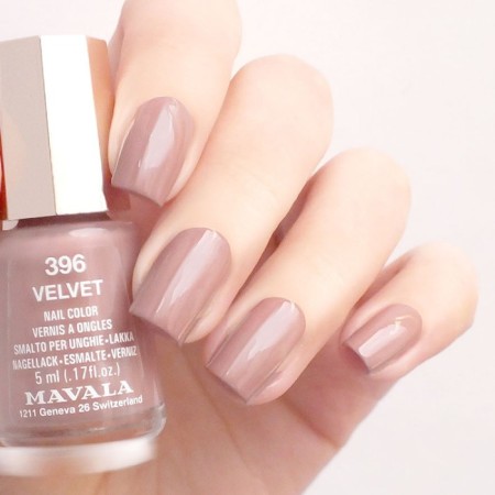 Nail polish Mavala, tone 396 Velvet-1