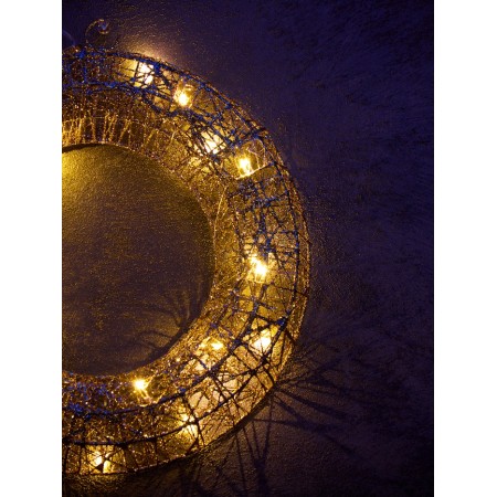 Figure Light "Wreath", 30x30x5 cm, 20 LED, AAX2 batteries (not in set.), Glows warm white-2