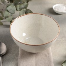 Porcelain salad 700 ml, d = 16 cm, beige color