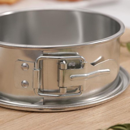 Baking uniform detective share "Circle. Fabian ", d = 12 cm-2
