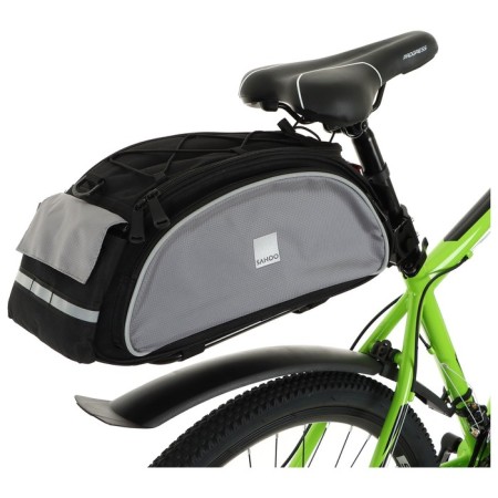 Sahoo bikes on the trunk-1
