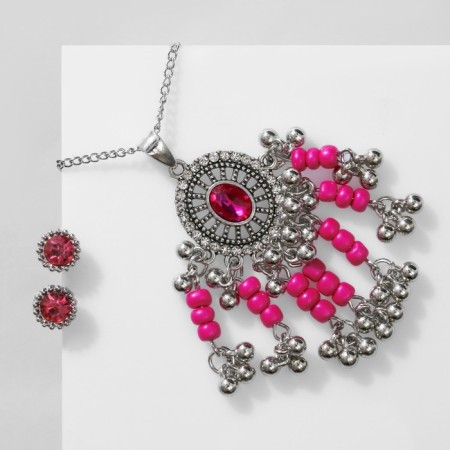 Set 2 objects: earrings, pendant “solo” oval, raspberry-white color in black silver, 48 cm