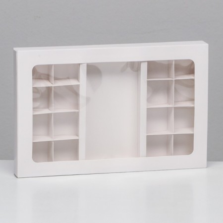 Box of 8 + 8 sweets + chocolate, with a window, white 30 x 19.5 x 3 cm