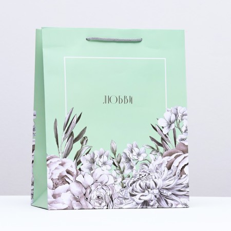 Gift package "Love", green, 26 x 32 x 12 cm