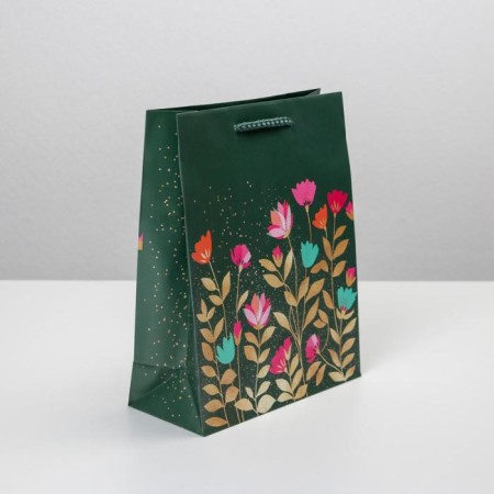 Gift package laminated, packaging, "flowers", MS 18 x 23 x 8 cm-1