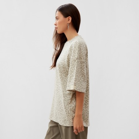 Women's T -shirt MIST: LEO p. 48, beige-3