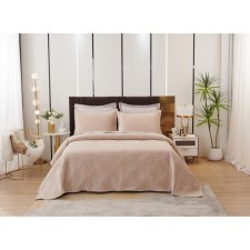 The bedspread and pillowcase 