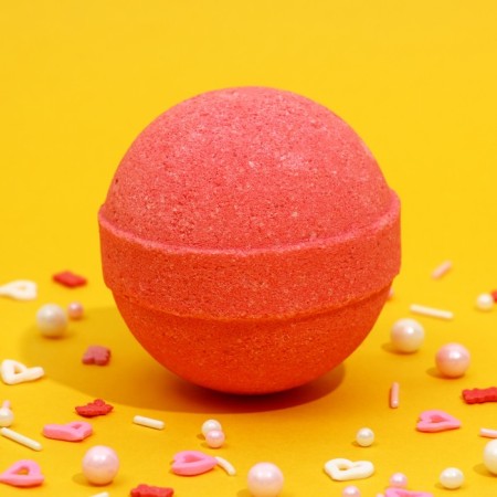 Bombing for a bath, 120 g, aroma of strawberries with cream, teenbee-2