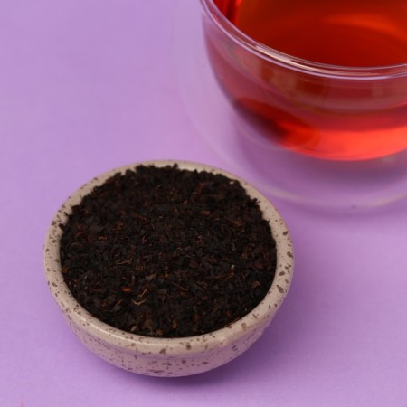 Black tea "for all occasions", taste: forest berries, 100 g.-1
