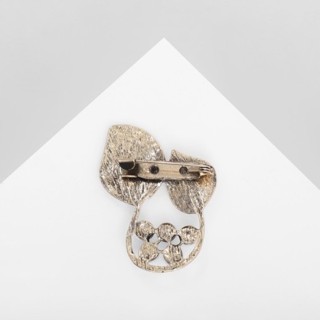 Brooch "Pearl hole", white color in black gold-1