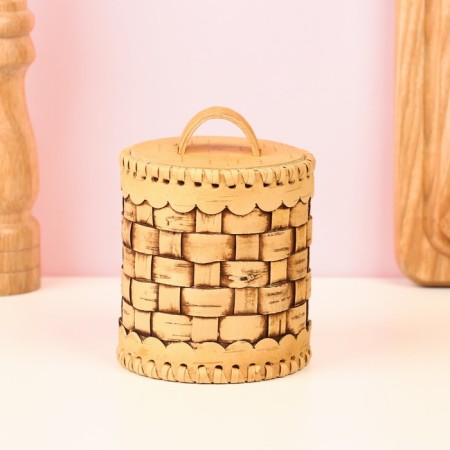 TUES "velor", woven, 8 × 8 × 12 cm, birch bark