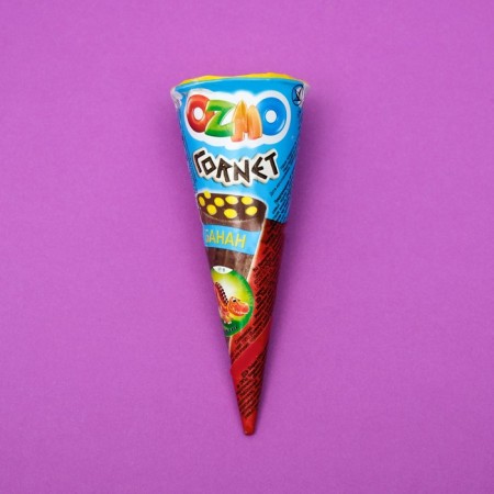 Ozmo Cornet waffle horn with a cream of hazelnuts, banana and milk mashinka, 25 g-1