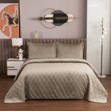 The bedspread and pillowcase 