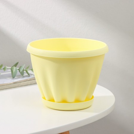 Pot for flowers with the Podon "Noble", 1 l, d = 14 cm, yellow color-1