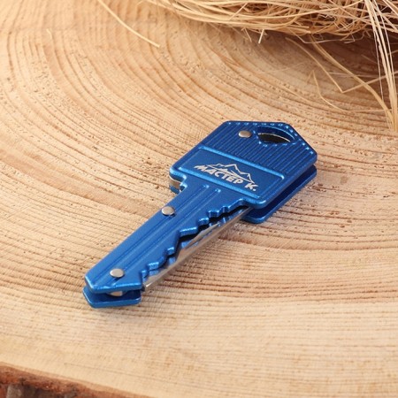 The folding "key" is 11.7 cm, the blade is 47mm/1.8 mm, keychain, mix-2