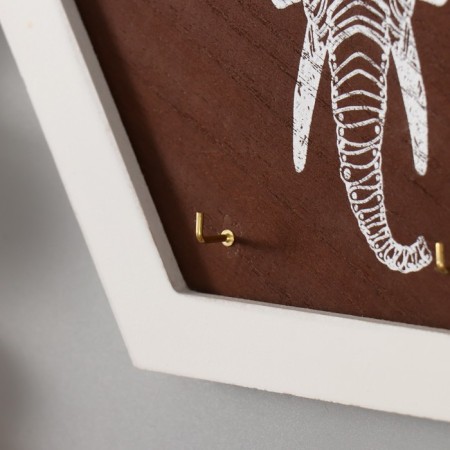 Decorative woods "Elephant" 23x20x2 cm-2