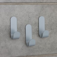 Self -adhesive hooks 